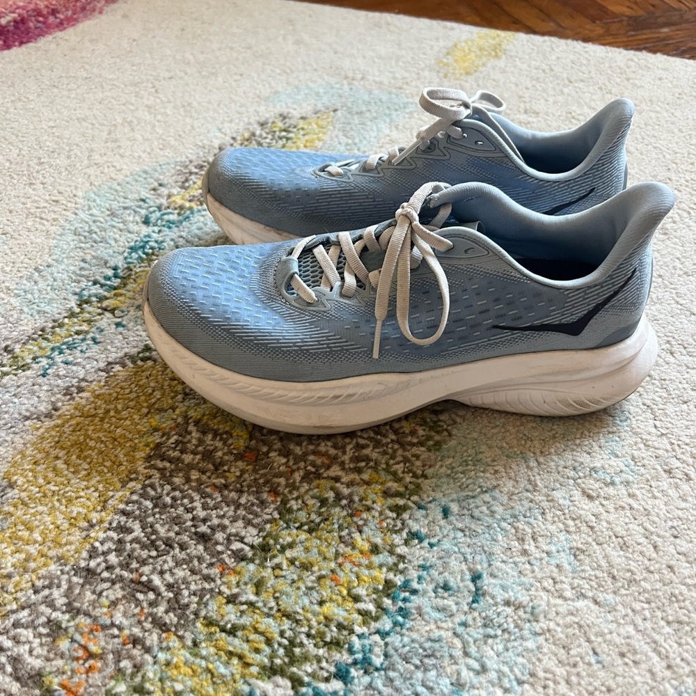 Hoka Mach 6